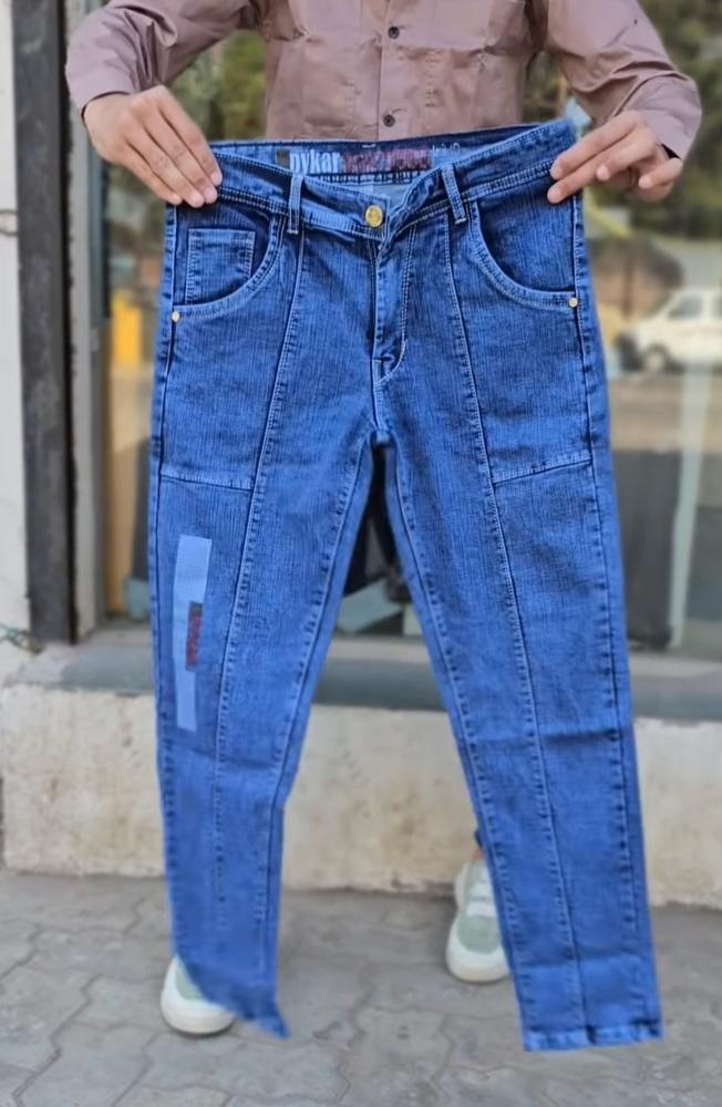 Men’s Light Blue Relaxed Fit Jeans – Stretchable Denim with Panel Stitch Detail